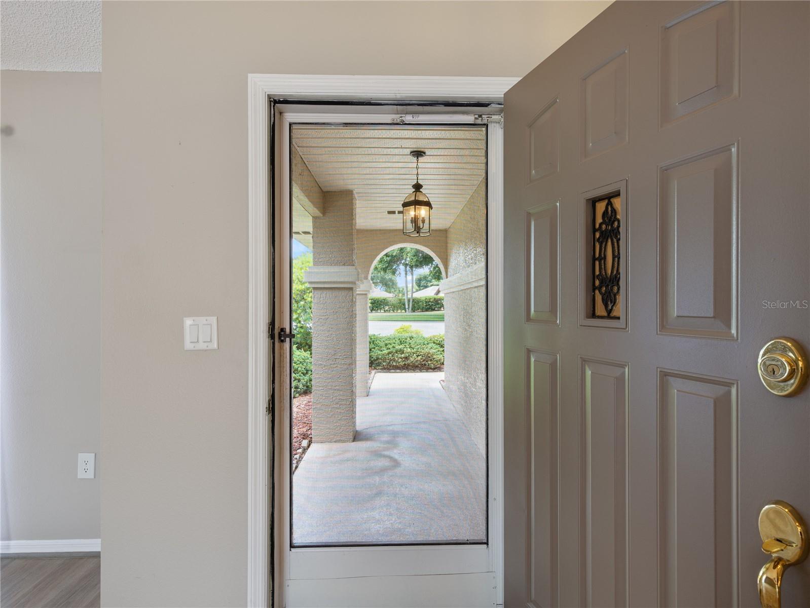 Image 22 of 59 For 37147 Foxrun Place