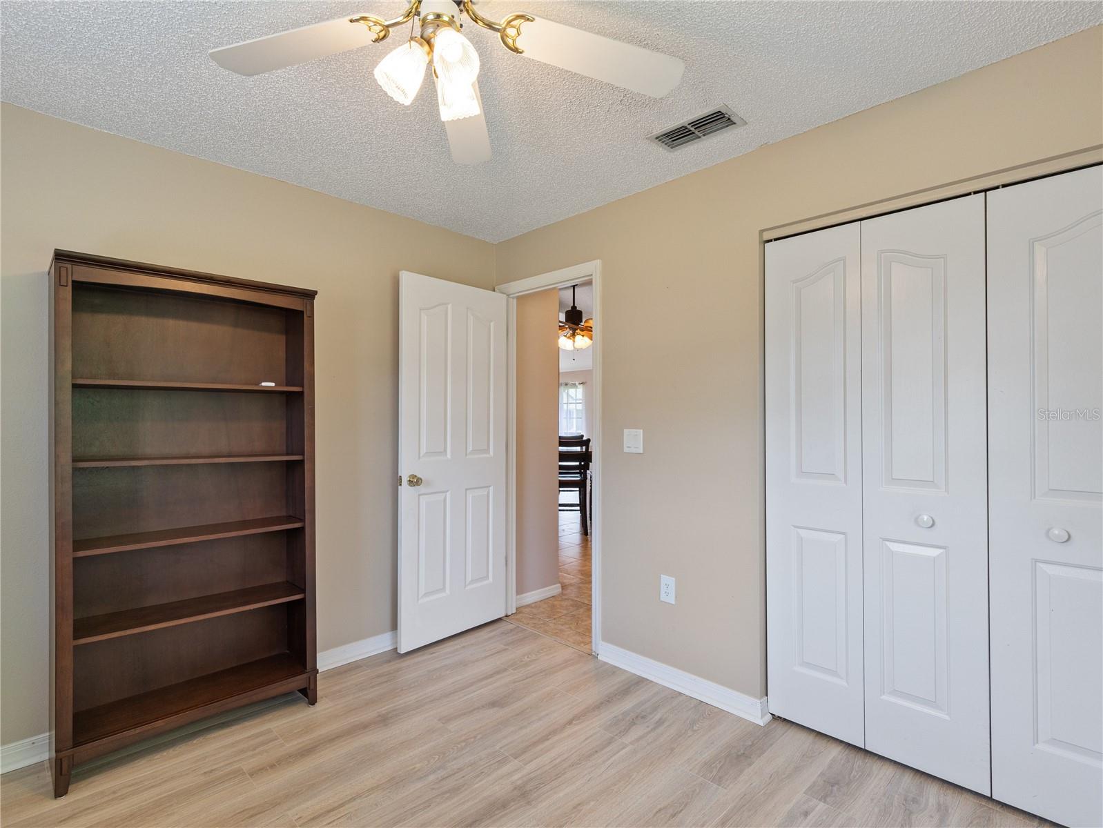 Image 39 of 59 For 37147 Foxrun Place