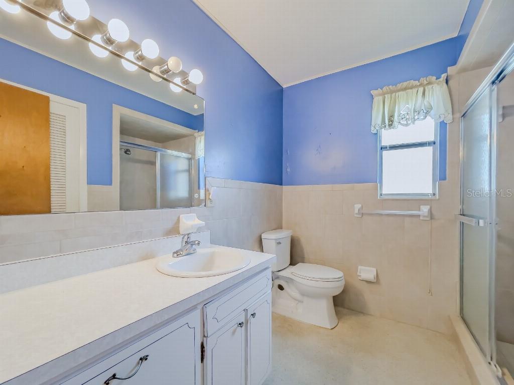 Image 36 of 50 For 5004 Hesperides Street