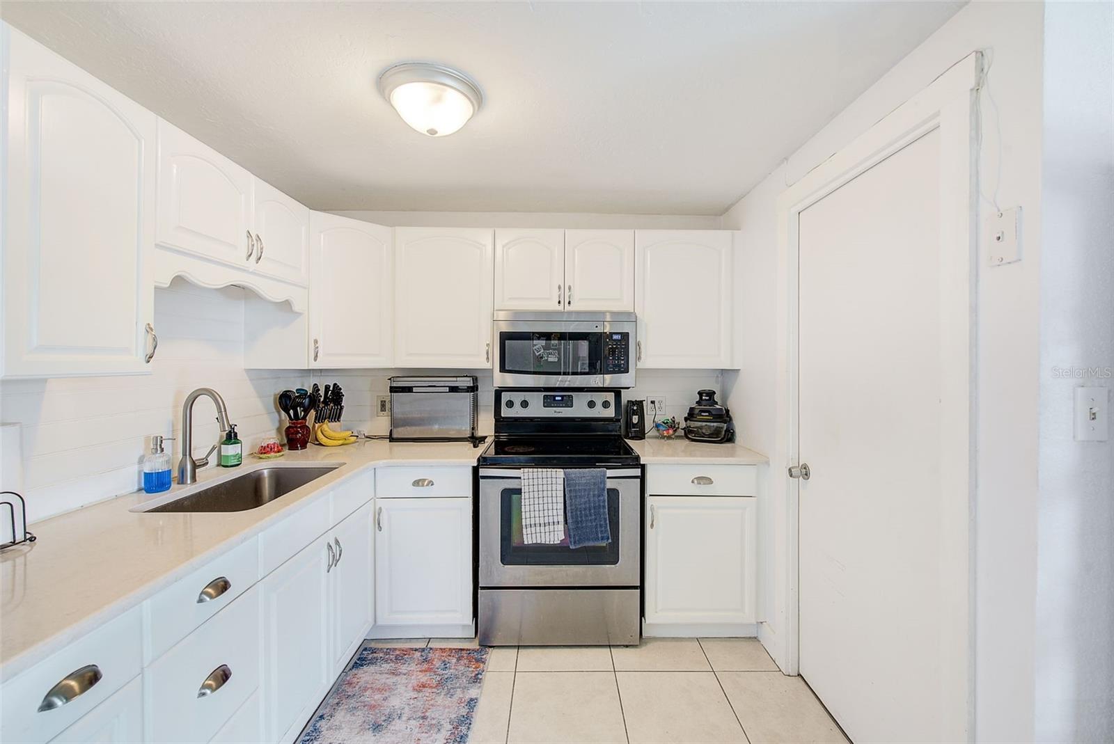 Image 13 of 25 For 10436 117th Drive