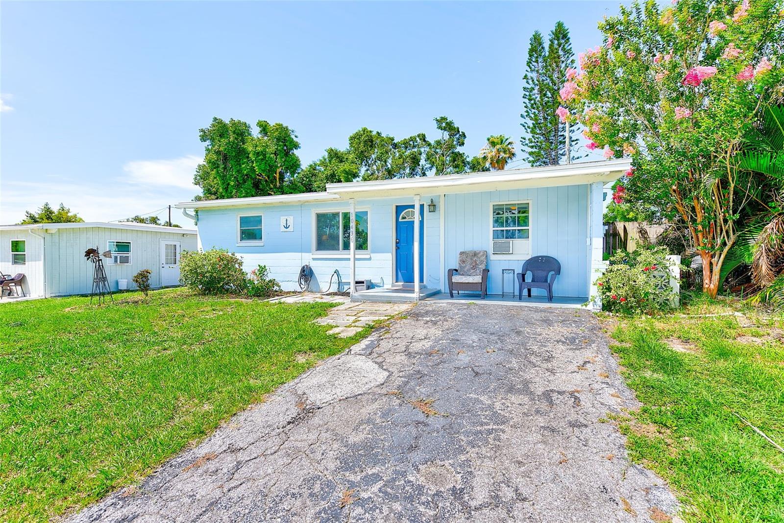 Image 4 of 25 For 10436 117th Drive