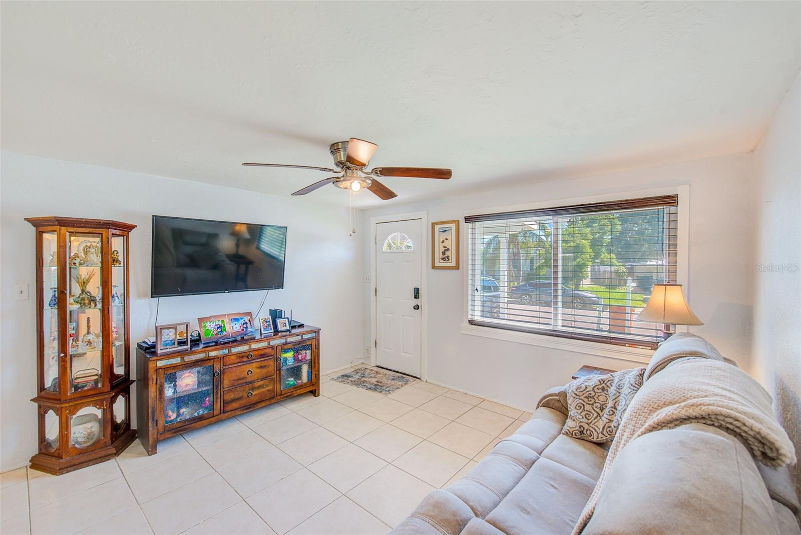Image 6 of 25 For 10436 117th Drive