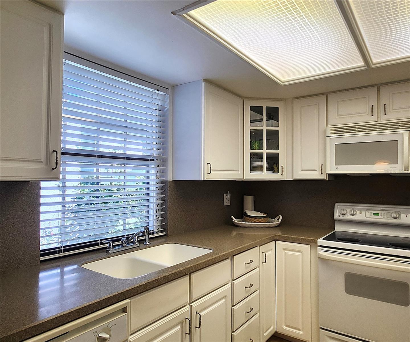 Image 18 of 45 For 14113 Cypress Circle