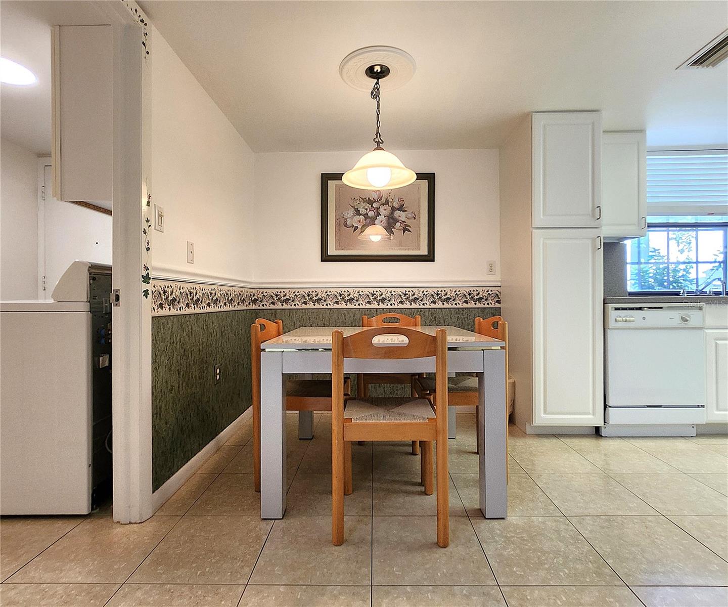 Image 22 of 45 For 14113 Cypress Circle