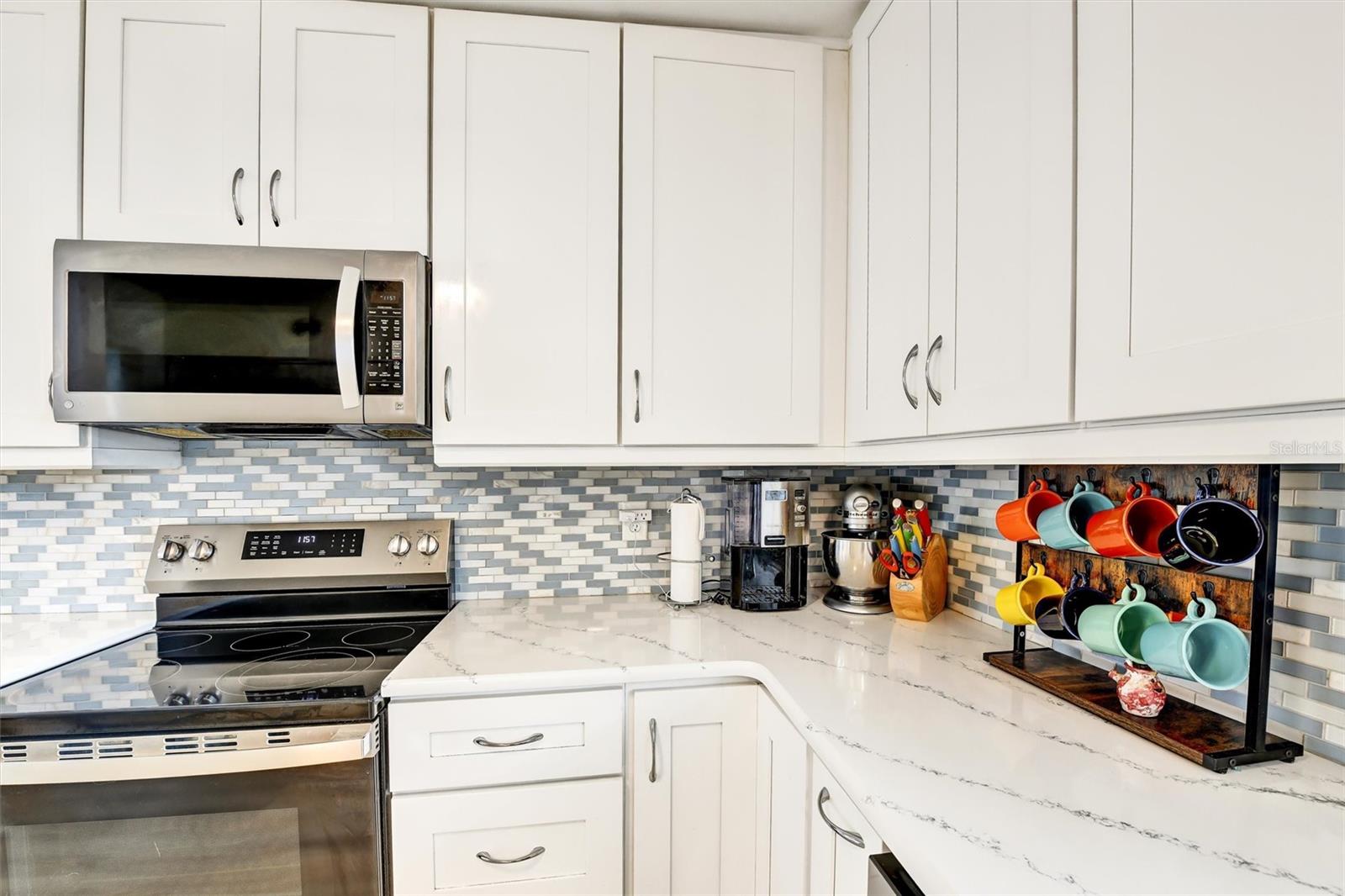 Image 24 of 69 For 2700 Bayshore Boulevard 544