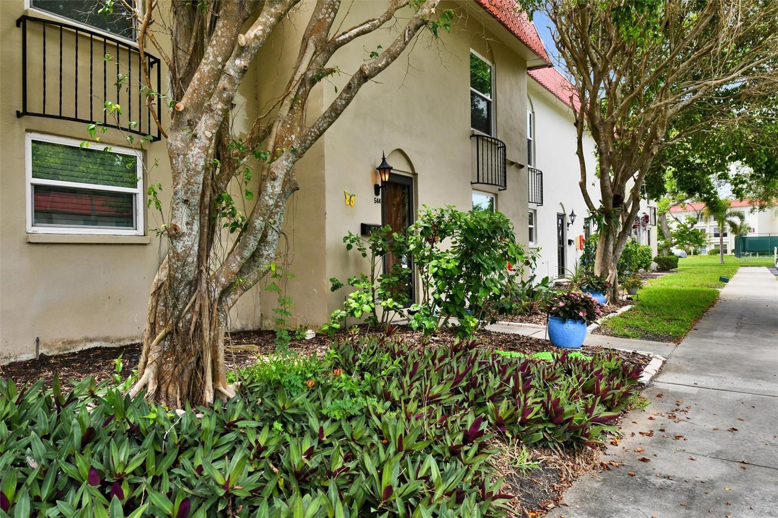 Image 46 of 69 For 2700 Bayshore Boulevard 544