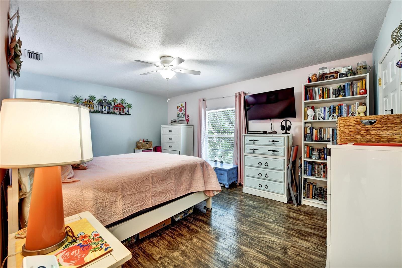 Image 7 of 69 For 2700 Bayshore Boulevard 544