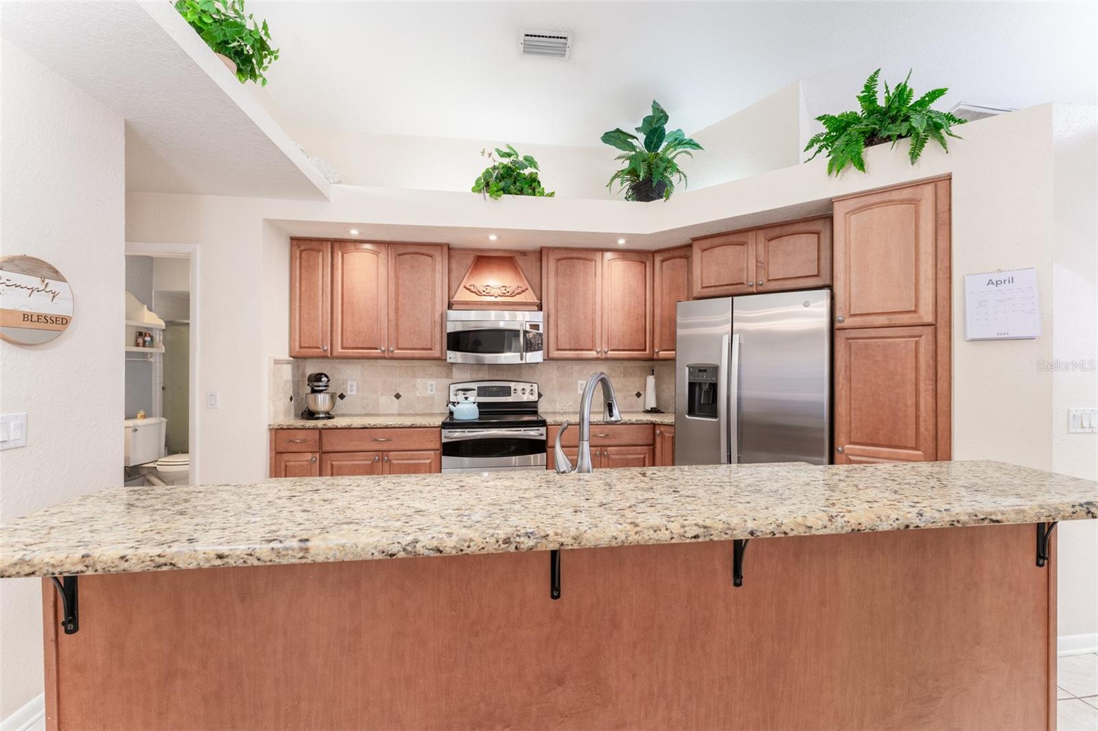 Listing photo id 16 for 835 Symphony Isles Boulevard