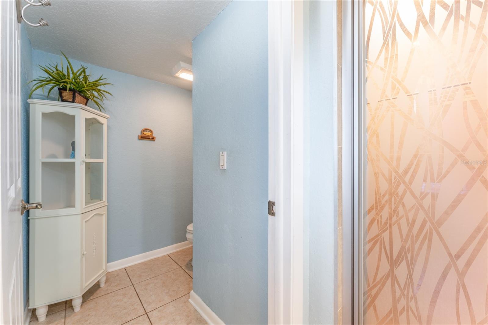Listing photo id 25 for 835 Symphony Isles Boulevard