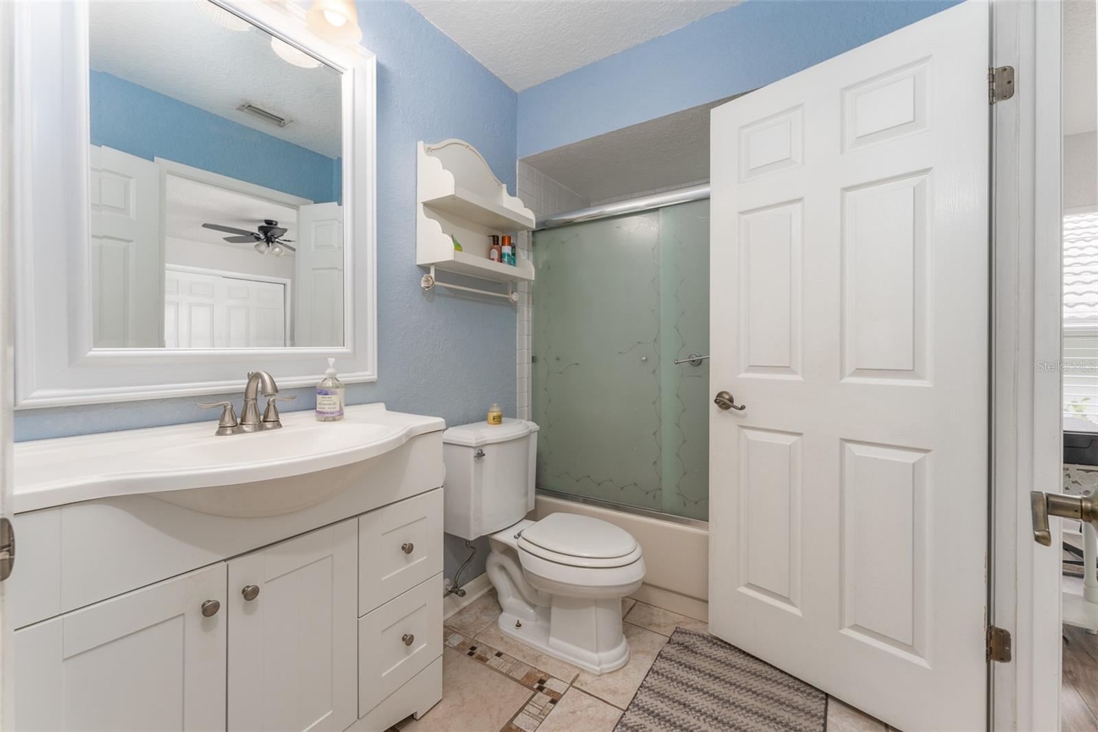 Listing photo id 29 for 835 Symphony Isles Boulevard