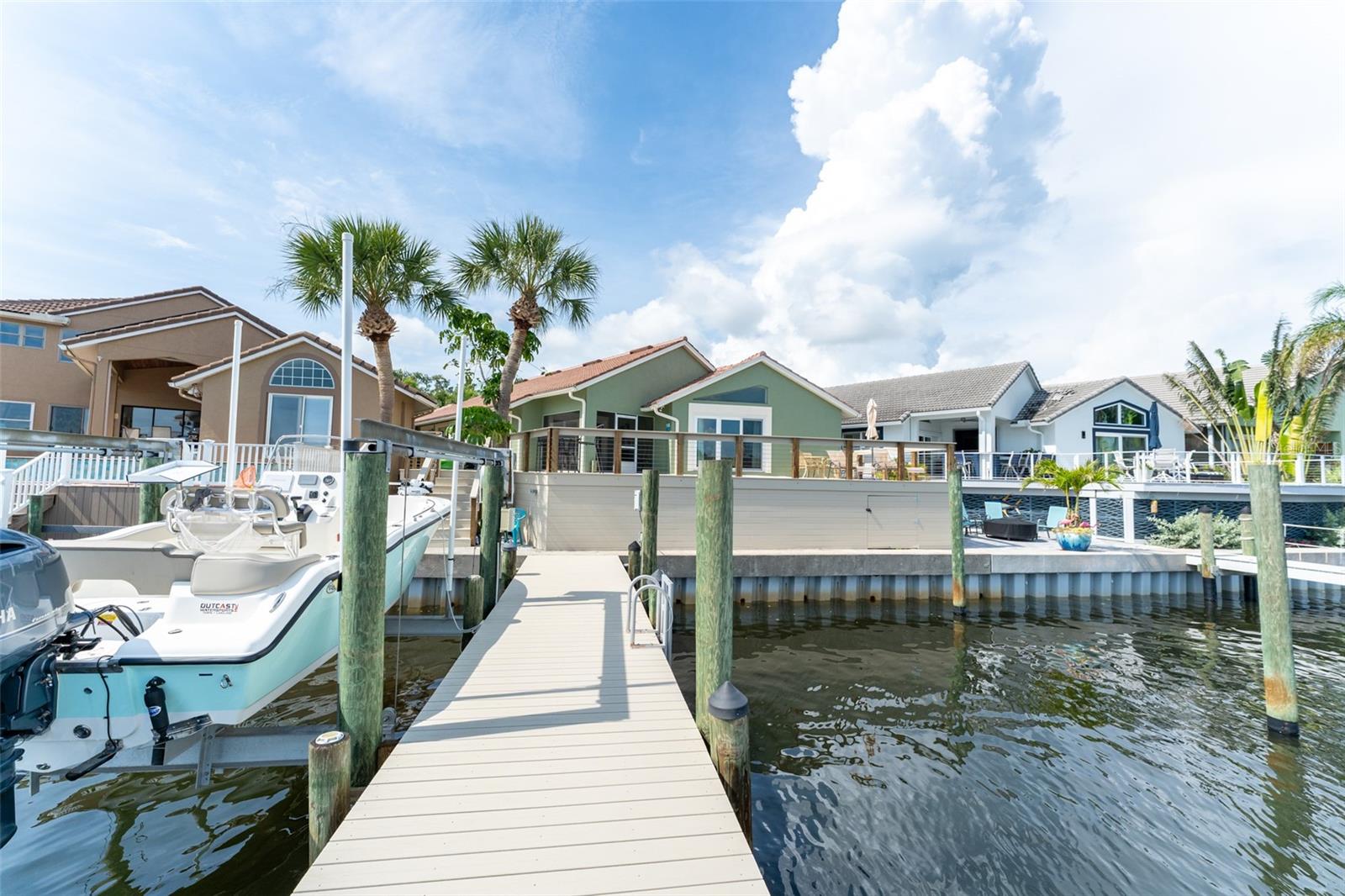 Listing photo id 51 for 835 Symphony Isles Boulevard