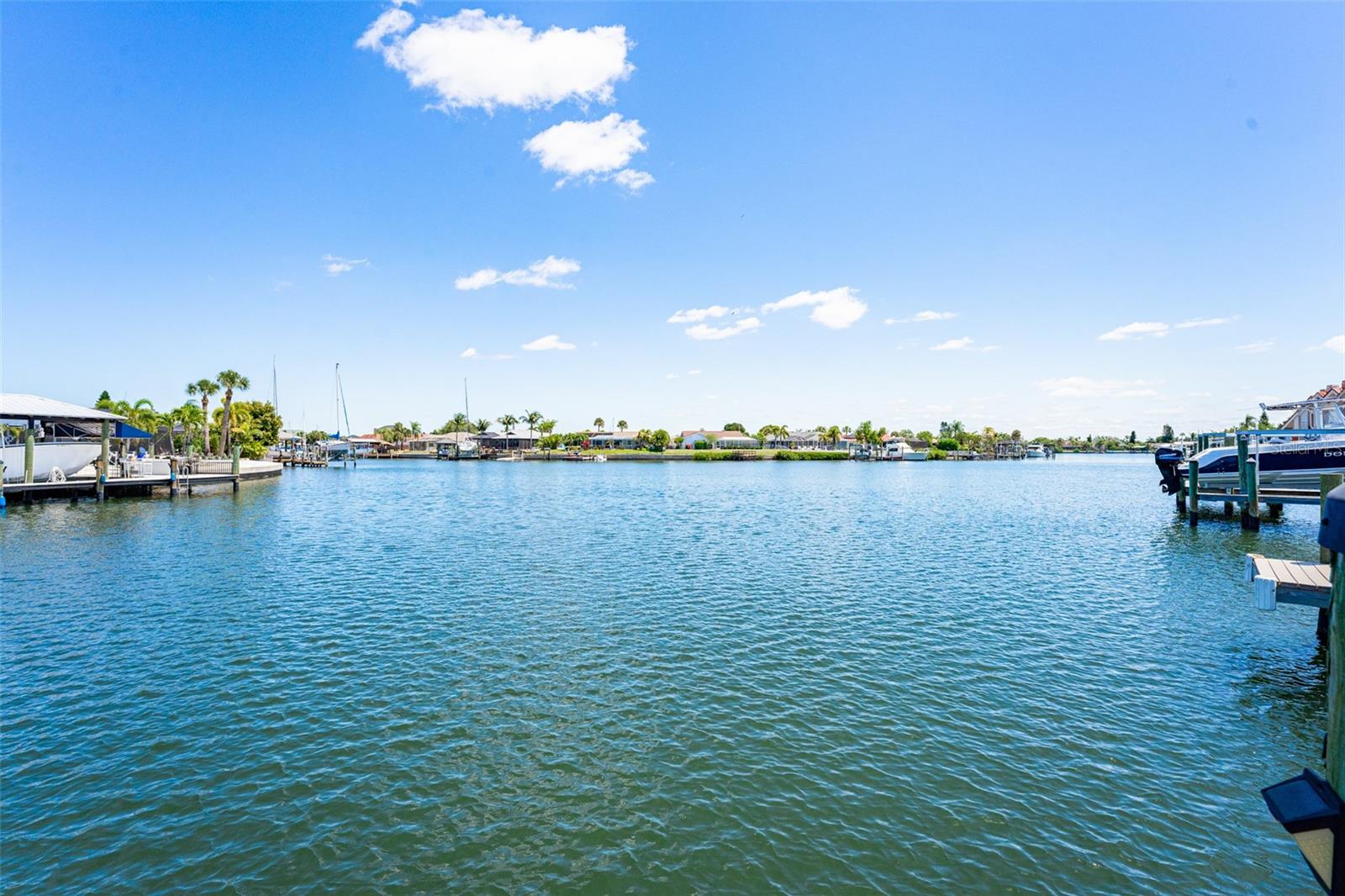 Listing photo id 53 for 835 Symphony Isles Boulevard