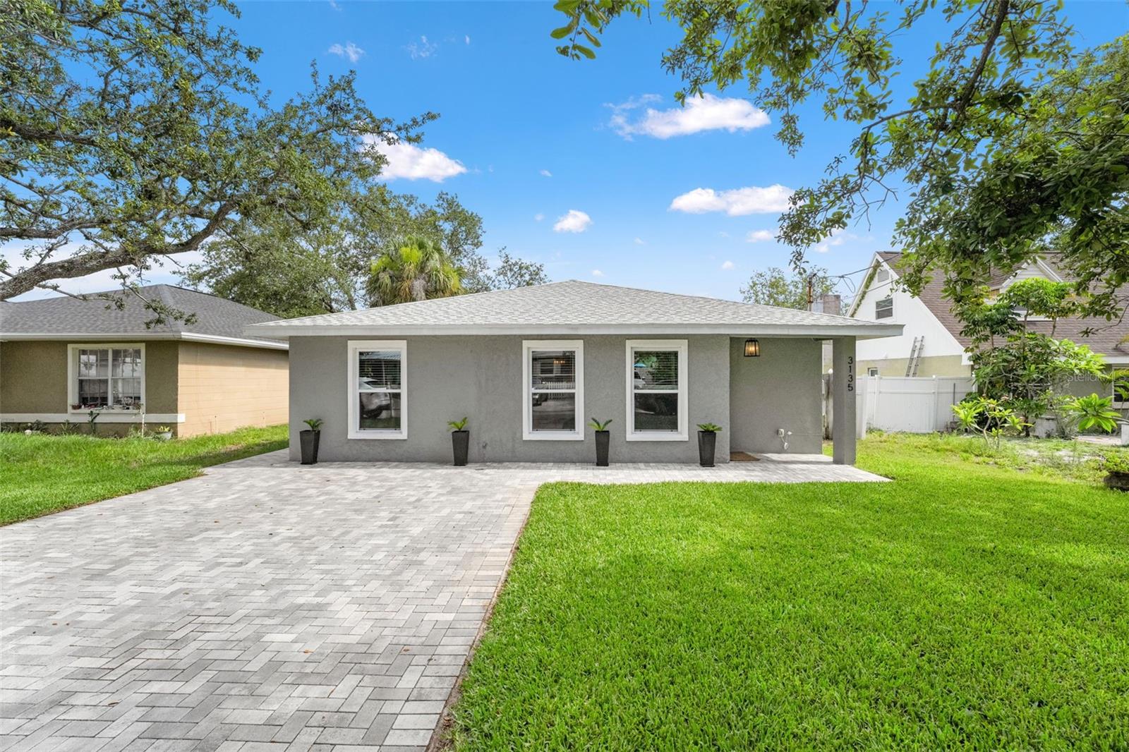 Image 2 of 40 For 3135 Varn Avenue