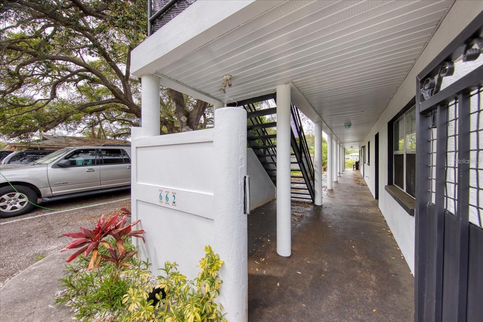 Image 2 of 23 For 662 Union Street B
