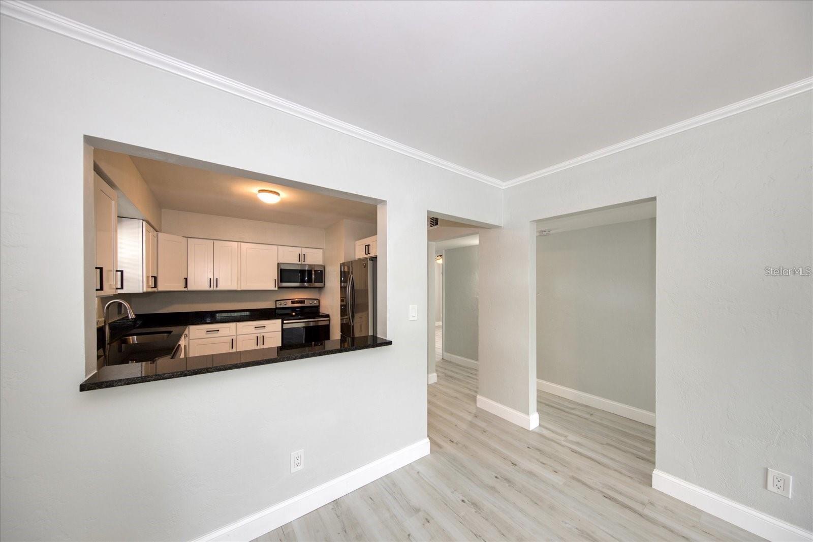 Image 7 of 23 For 662 Union Street B