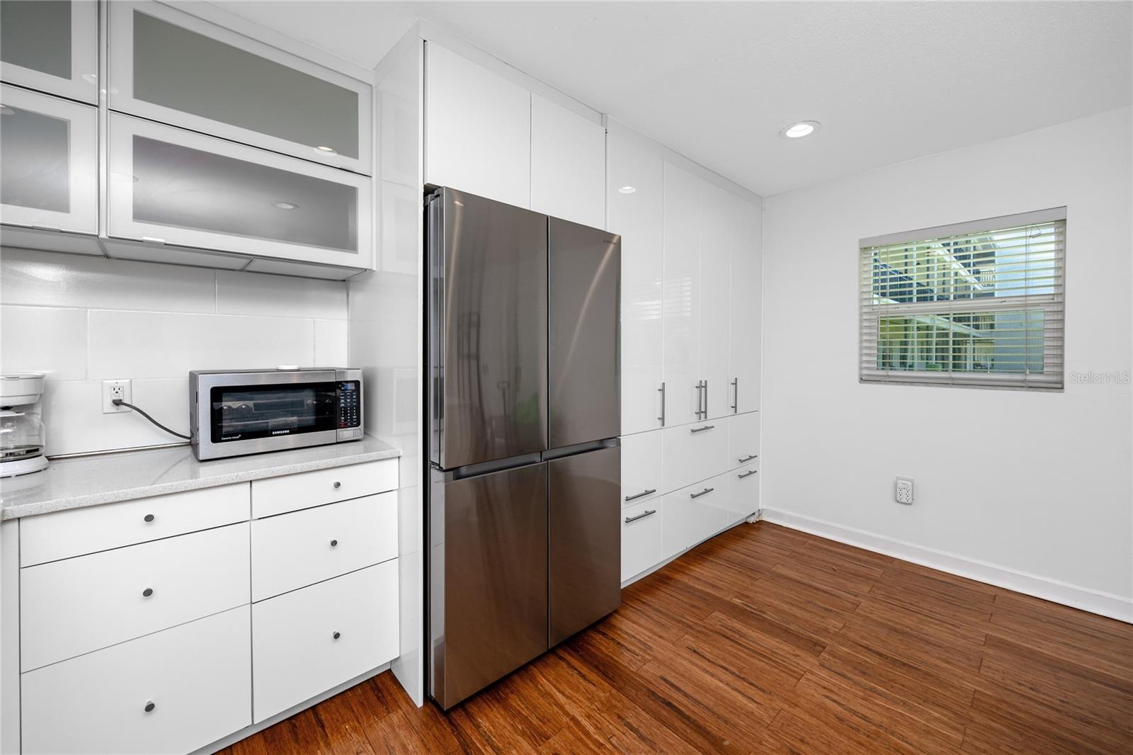 Image 13 of 52 For 4050 4th Street N 116