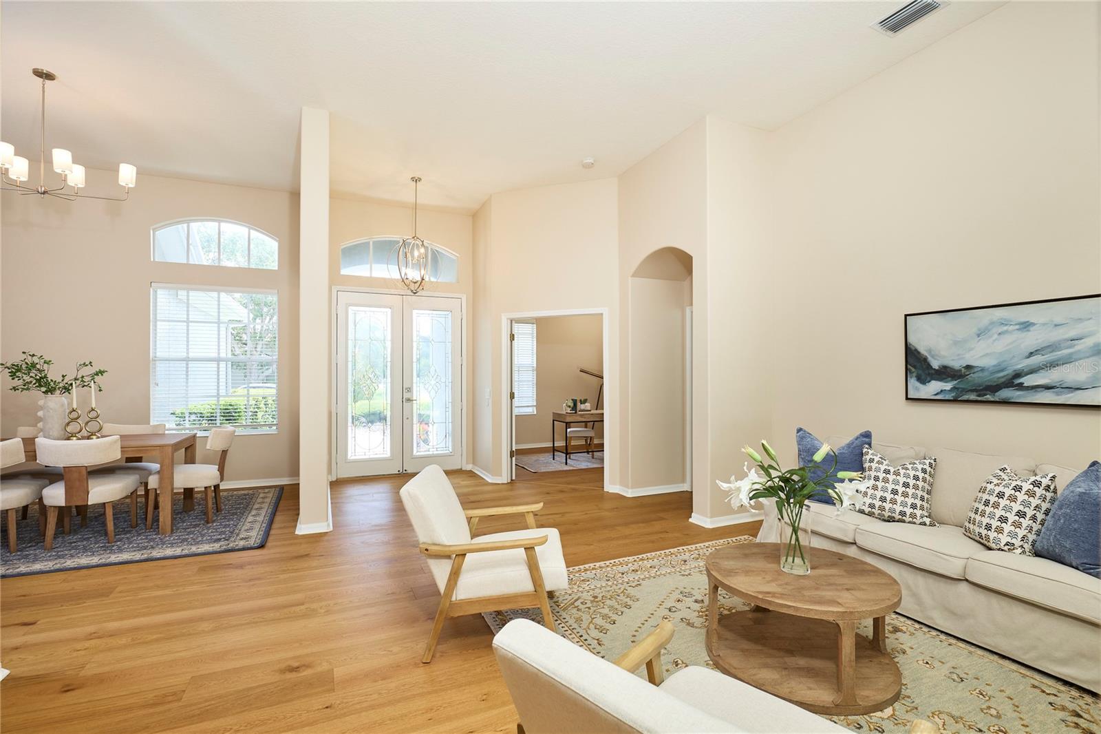 Image 10 of 62 For 15412 Carrillon Estates Boulevard