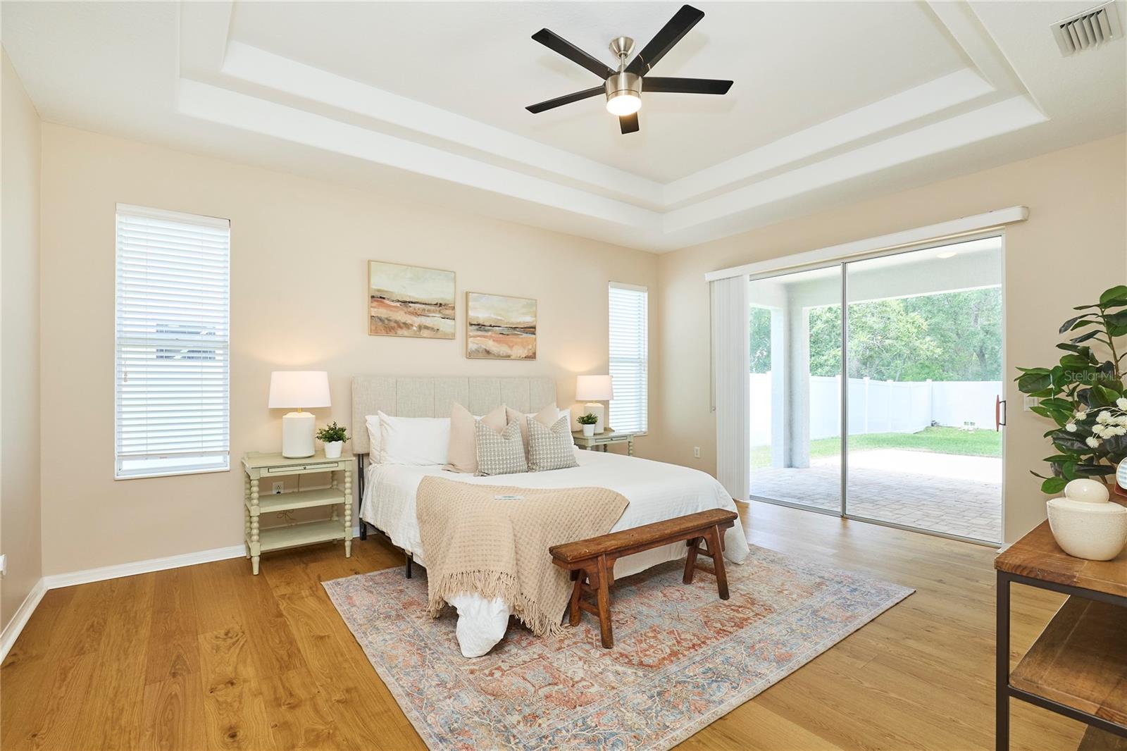 Image 16 of 62 For 15412 Carrillon Estates Boulevard