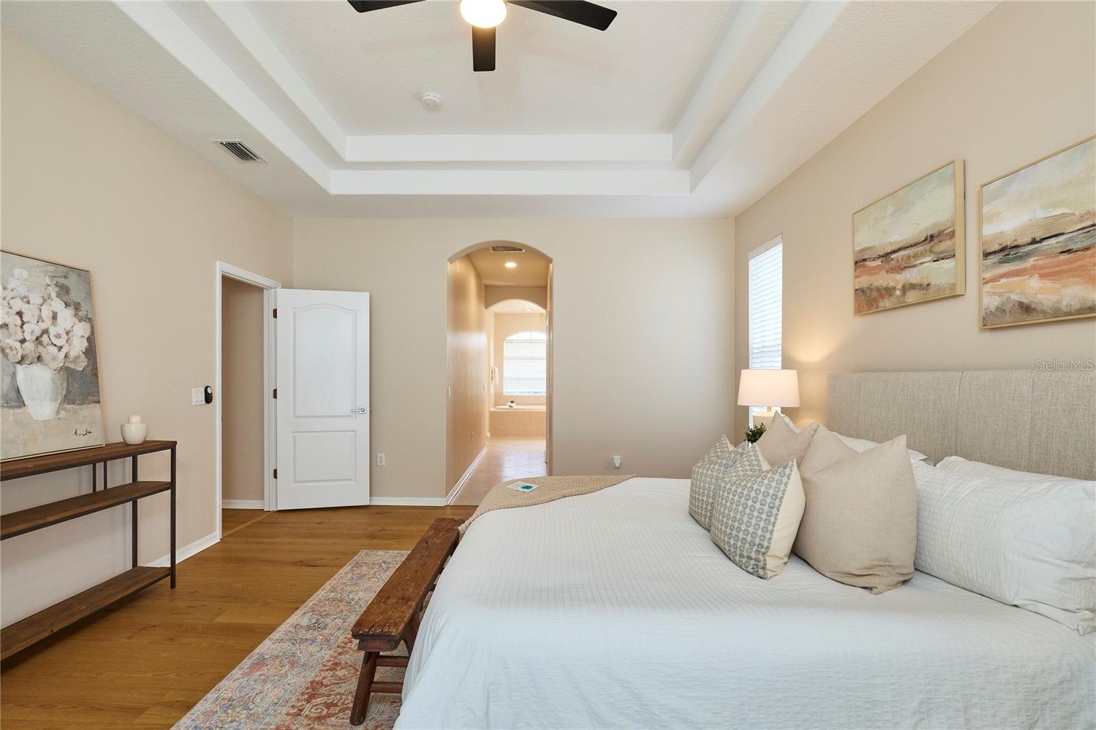 Image 18 of 62 For 15412 Carrillon Estates Boulevard