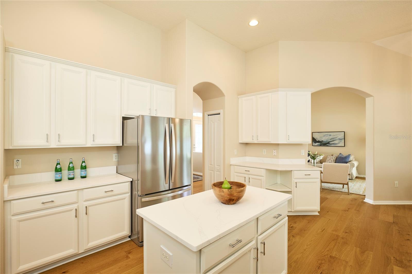 Image 31 of 62 For 15412 Carrillon Estates Boulevard