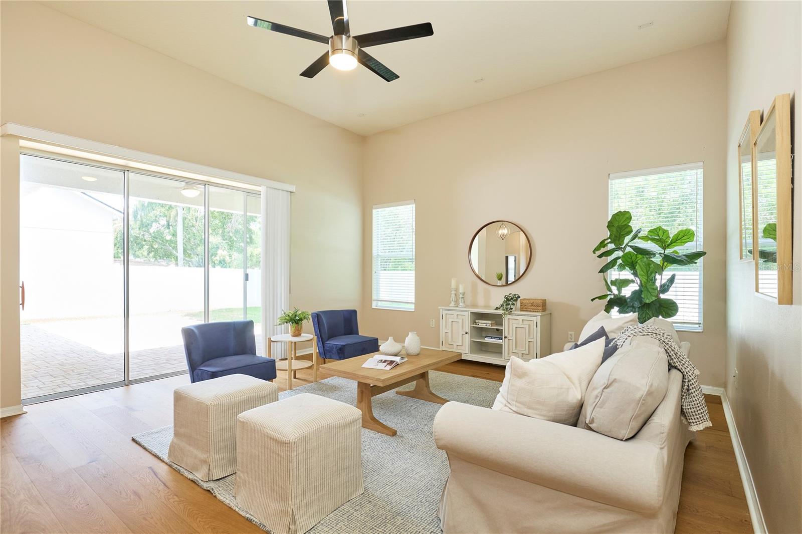 Image 33 of 62 For 15412 Carrillon Estates Boulevard