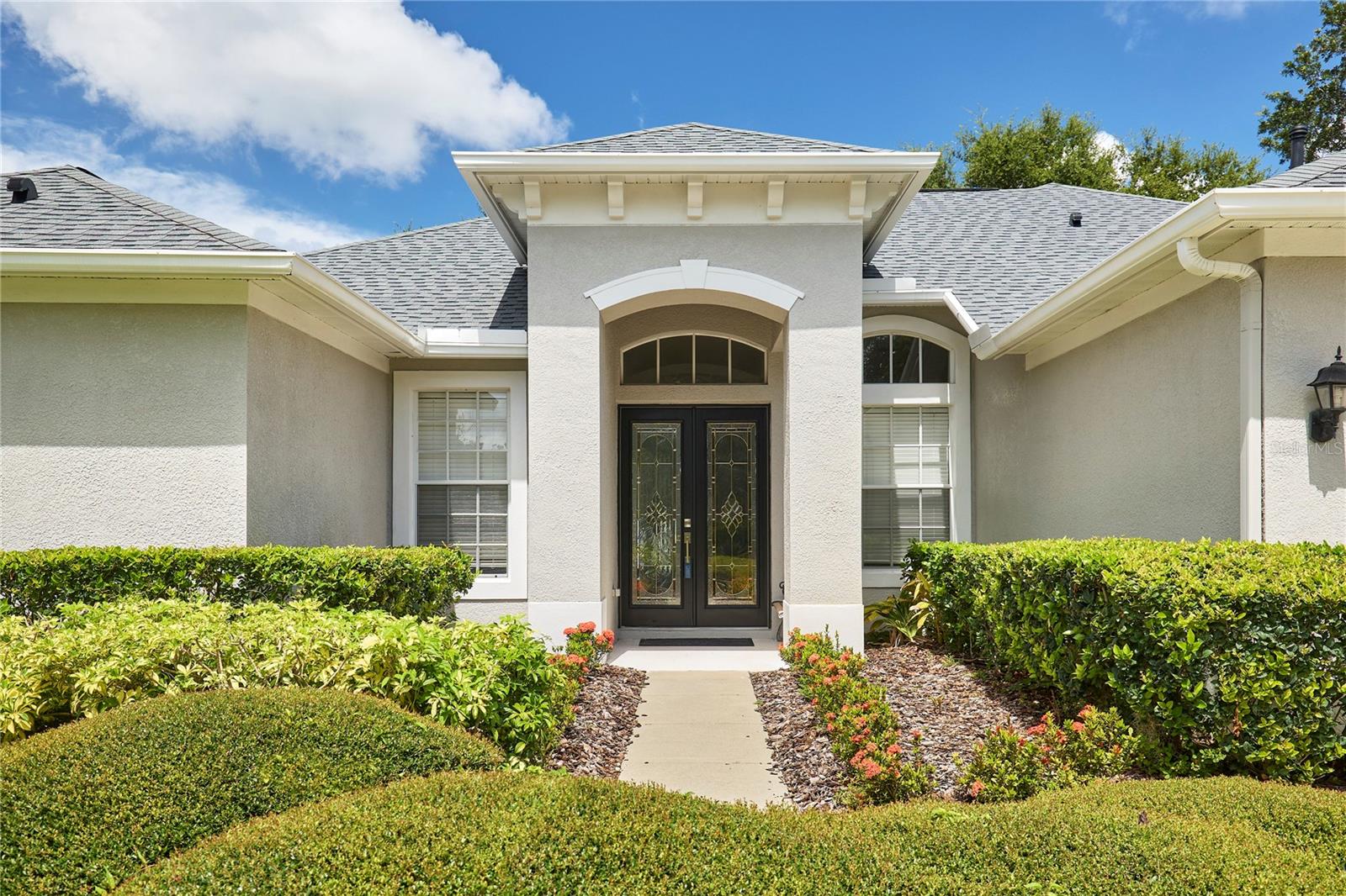 Image 4 of 62 For 15412 Carrillon Estates Boulevard