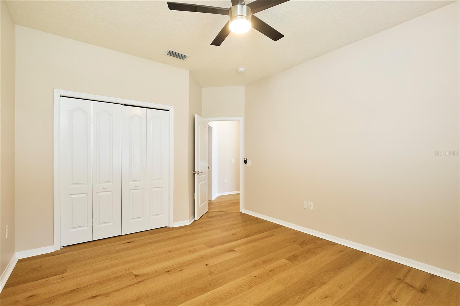 Image 40 of 62 For 15412 Carrillon Estates Boulevard