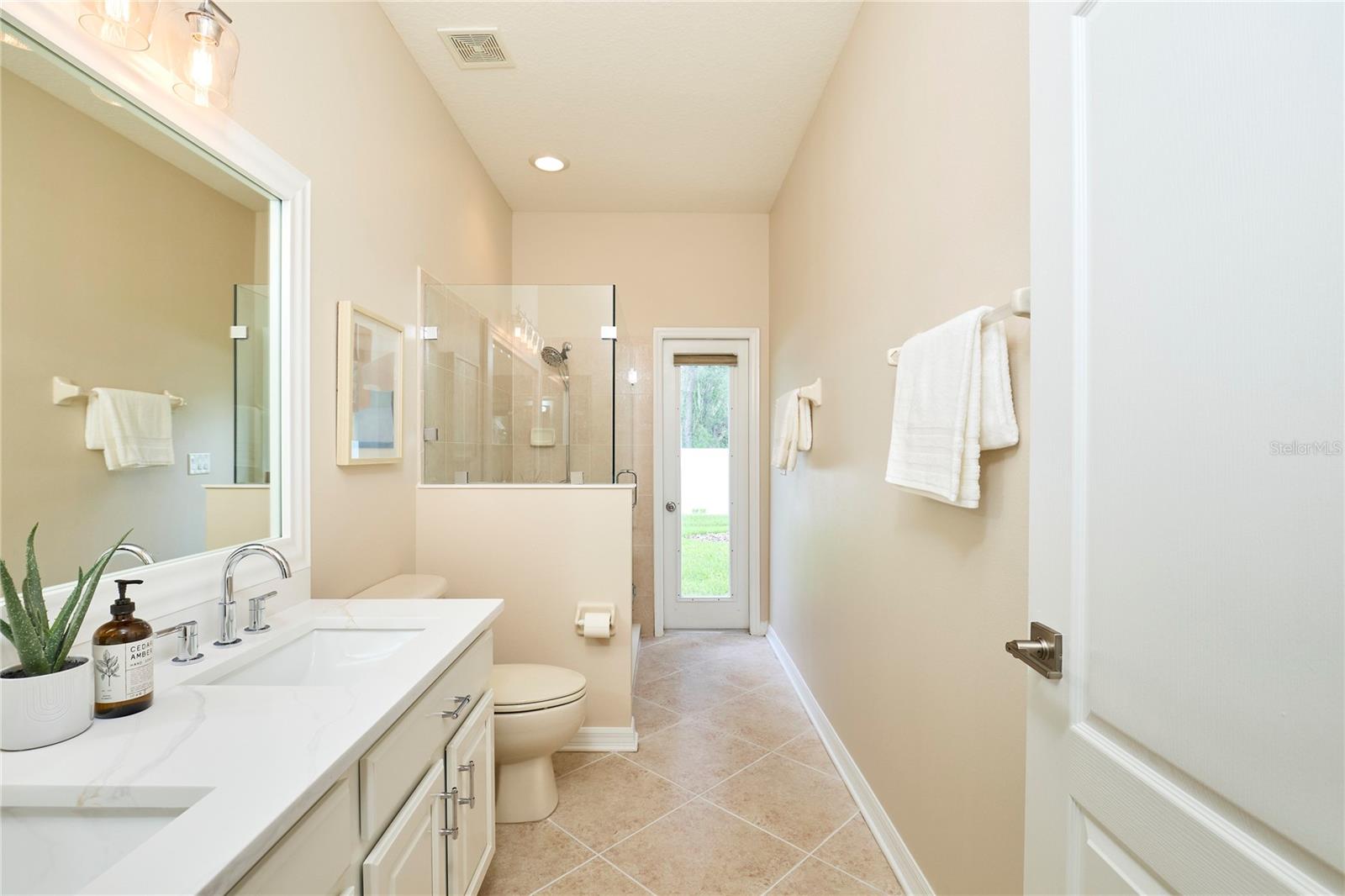 Image 41 of 62 For 15412 Carrillon Estates Boulevard
