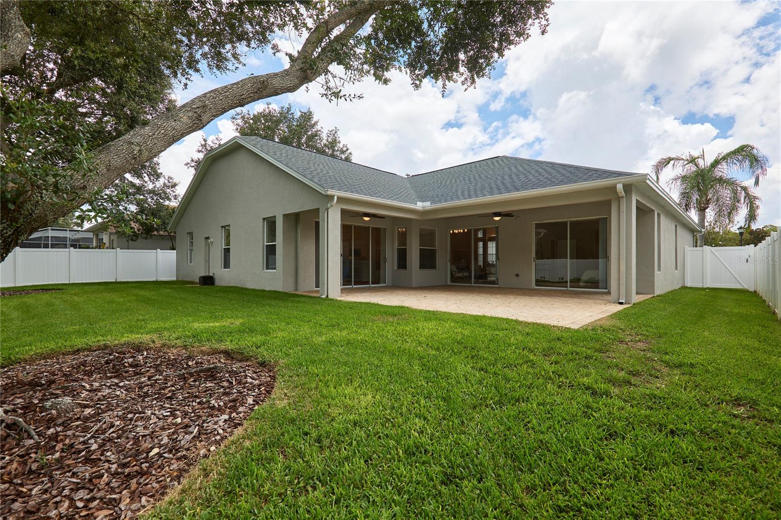 Image 49 of 62 For 15412 Carrillon Estates Boulevard