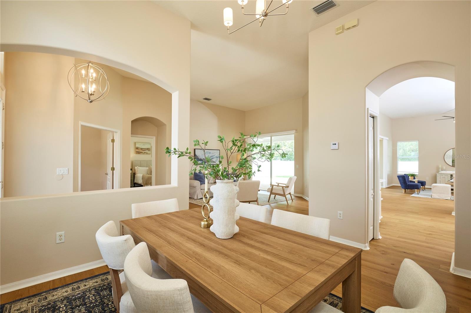 Image 9 of 62 For 15412 Carrillon Estates Boulevard