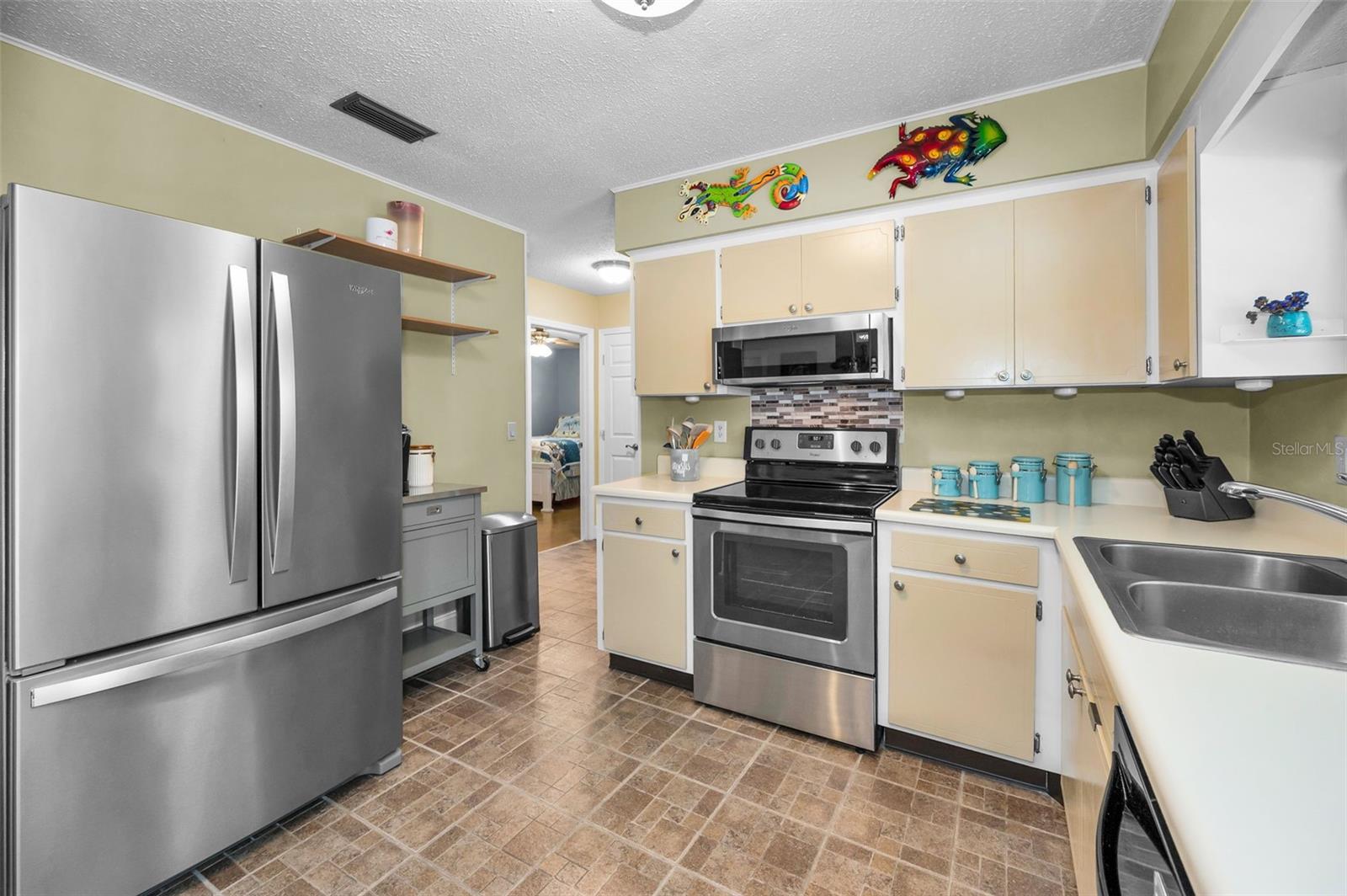 Image 13 of 46 For 11236 116th Street