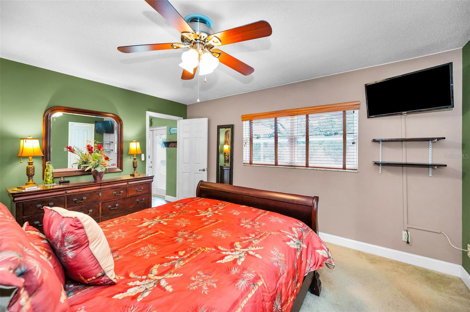 Image 18 of 46 For 11236 116th Street