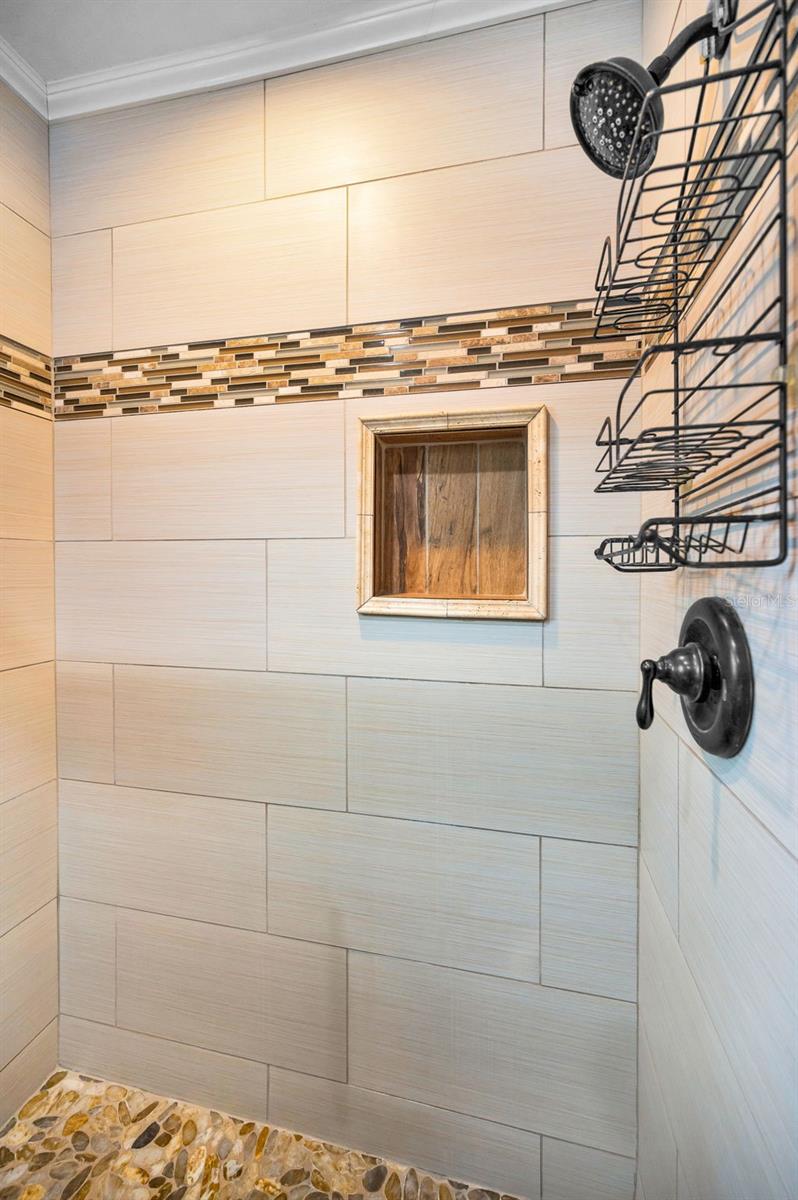 Image 20 of 46 For 11236 116th Street