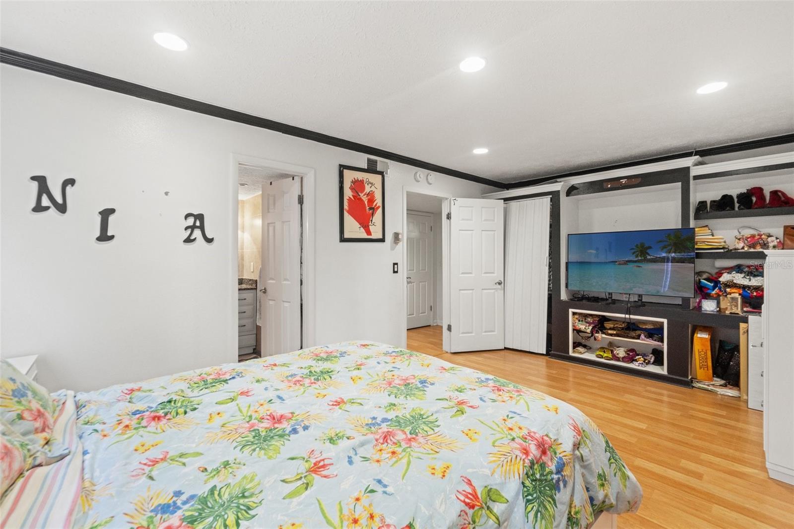 Image 21 of 31 For 7614 Radcliffe Circle #202b