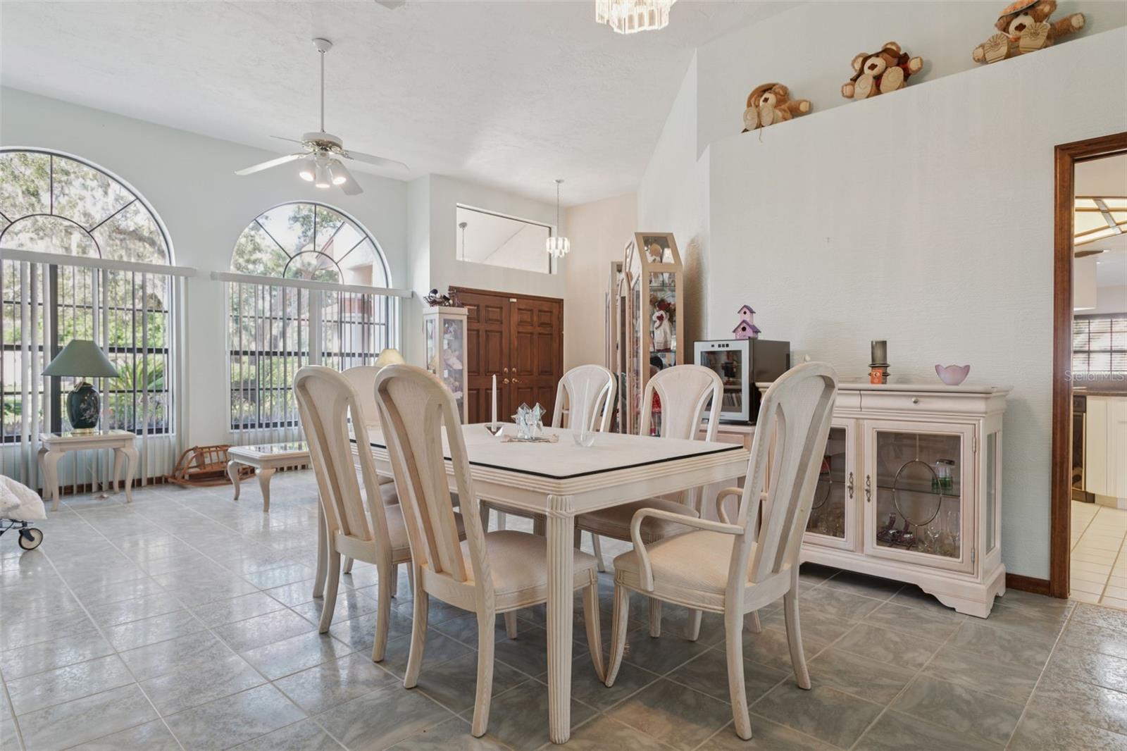 Image 10 of 56 For 13747 Forest Ridge Court