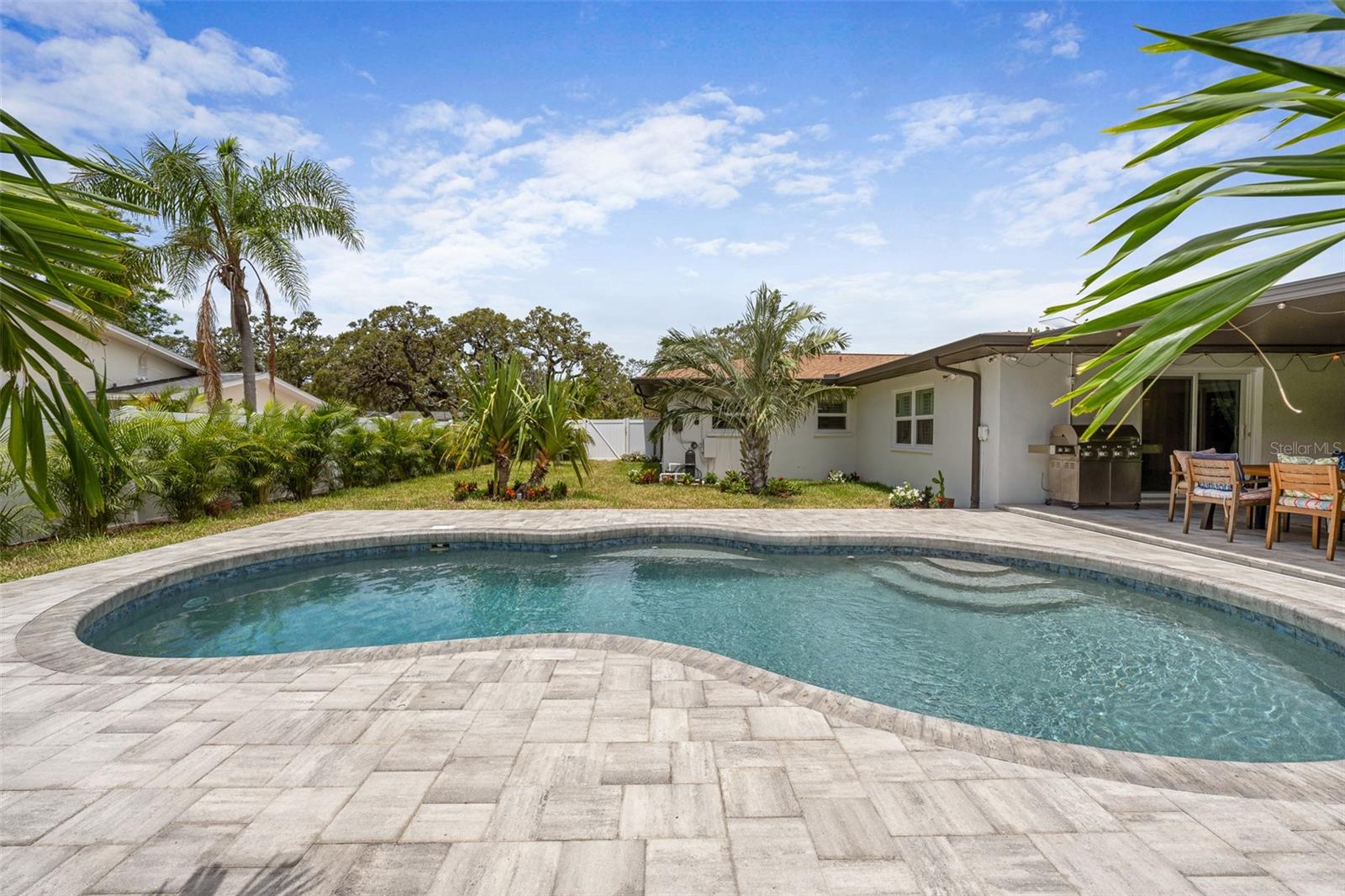 Image 32 of 43 For 309 Palmetto Lane