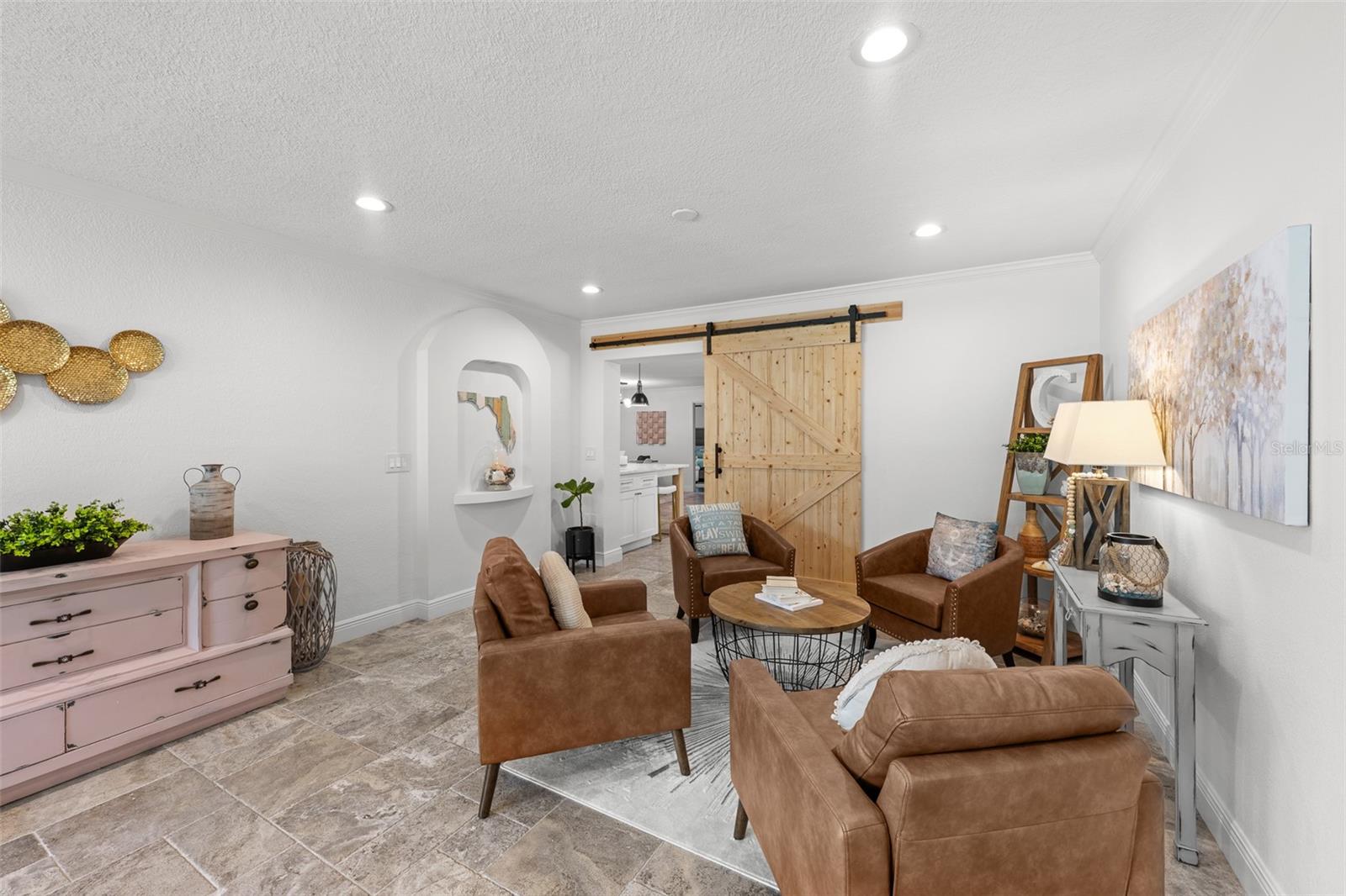 Image 6 of 43 For 309 Palmetto Lane