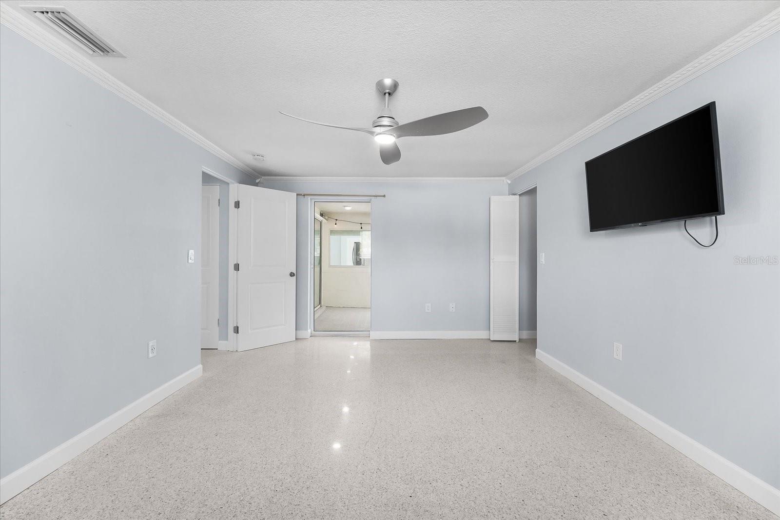 Image 20 of 70 For 501 De Narvaez Drive