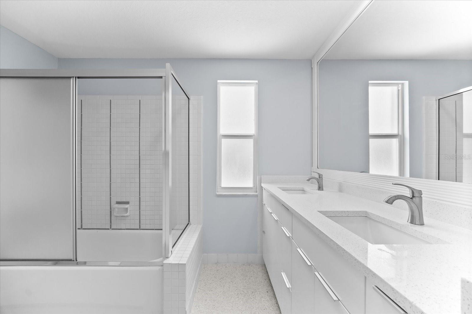 Image 22 of 70 For 501 De Narvaez Drive