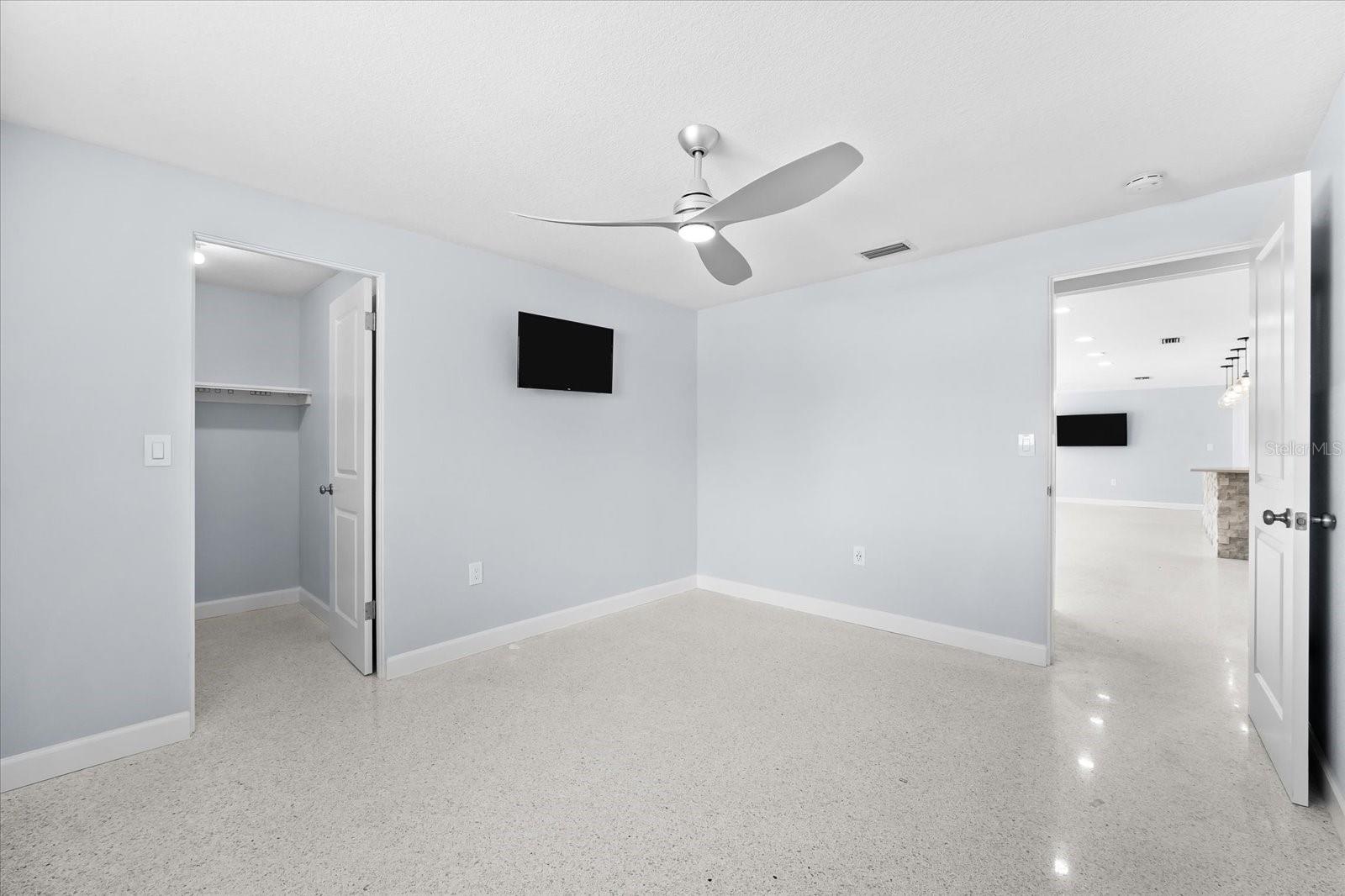 Image 24 of 70 For 501 De Narvaez Drive