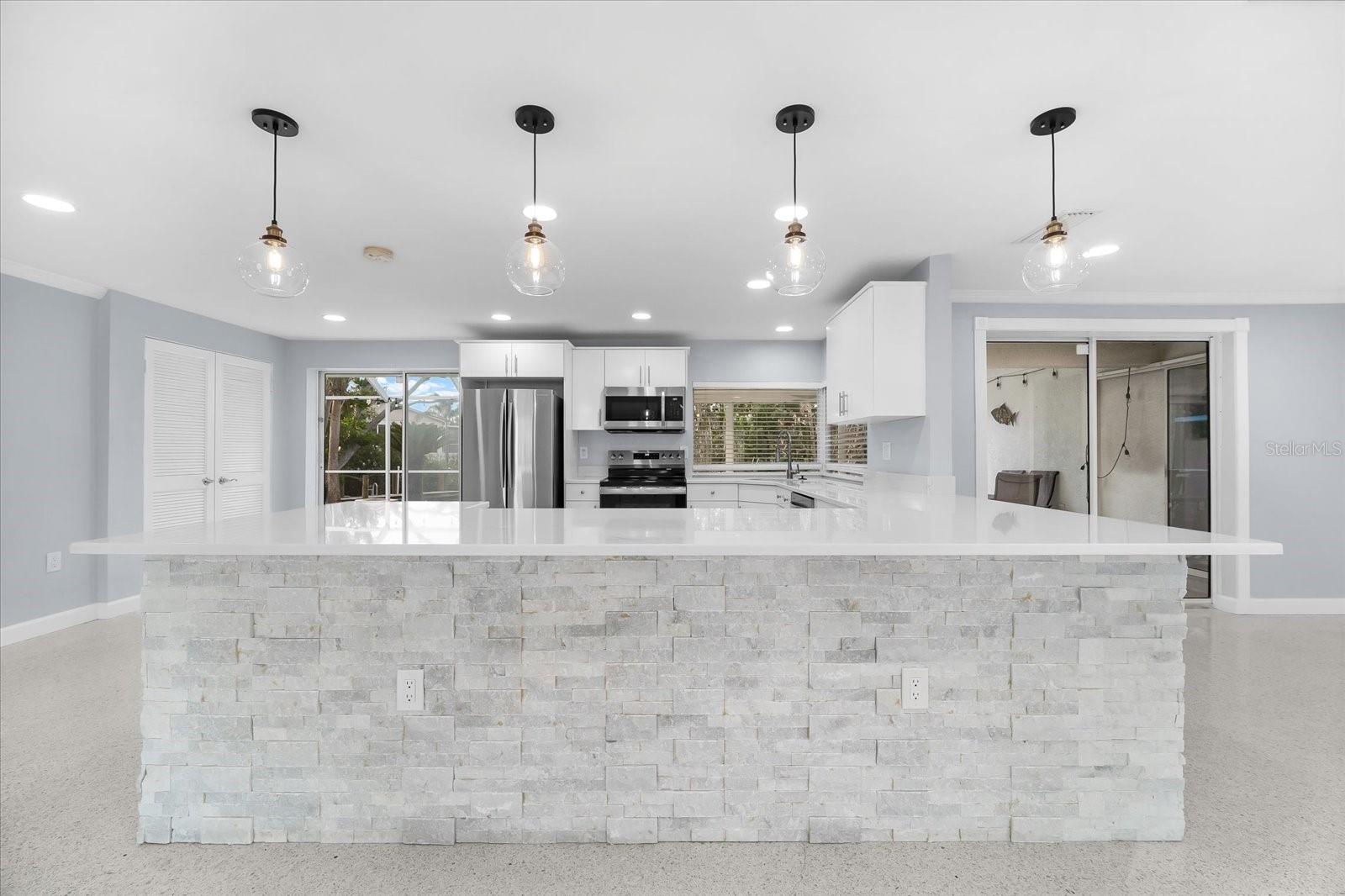 Image 8 of 70 For 501 De Narvaez Drive