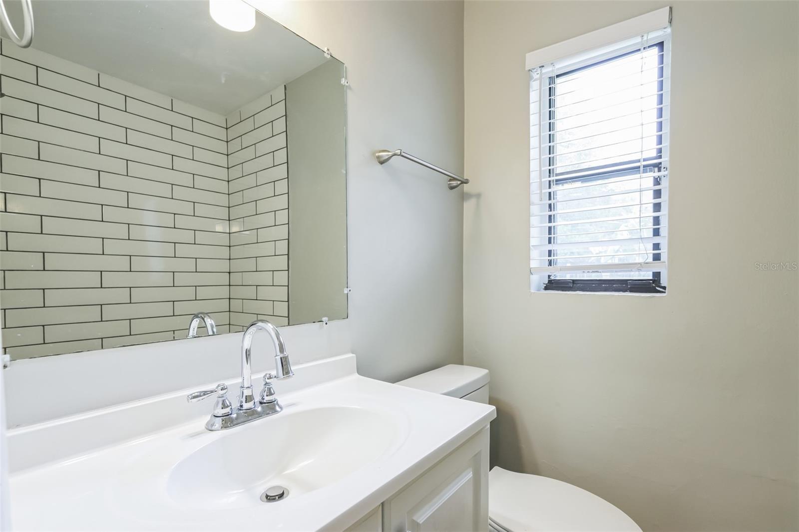 Image 11 of 31 For 10404 Antioch Road