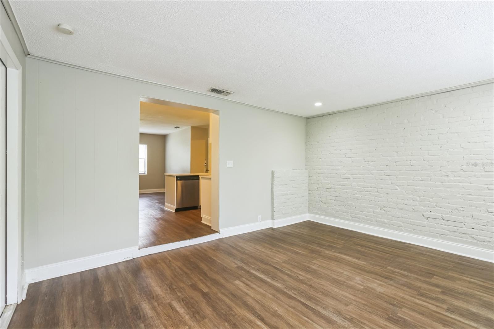 Image 16 of 31 For 10404 Antioch Road