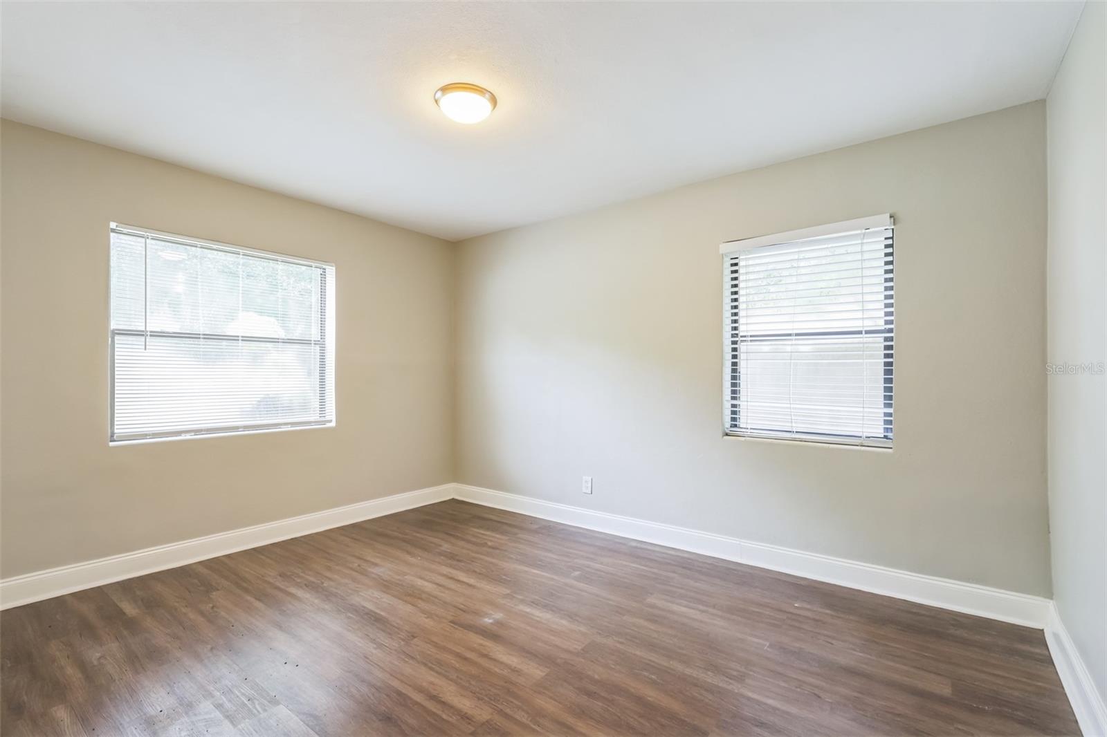 Image 18 of 31 For 10404 Antioch Road