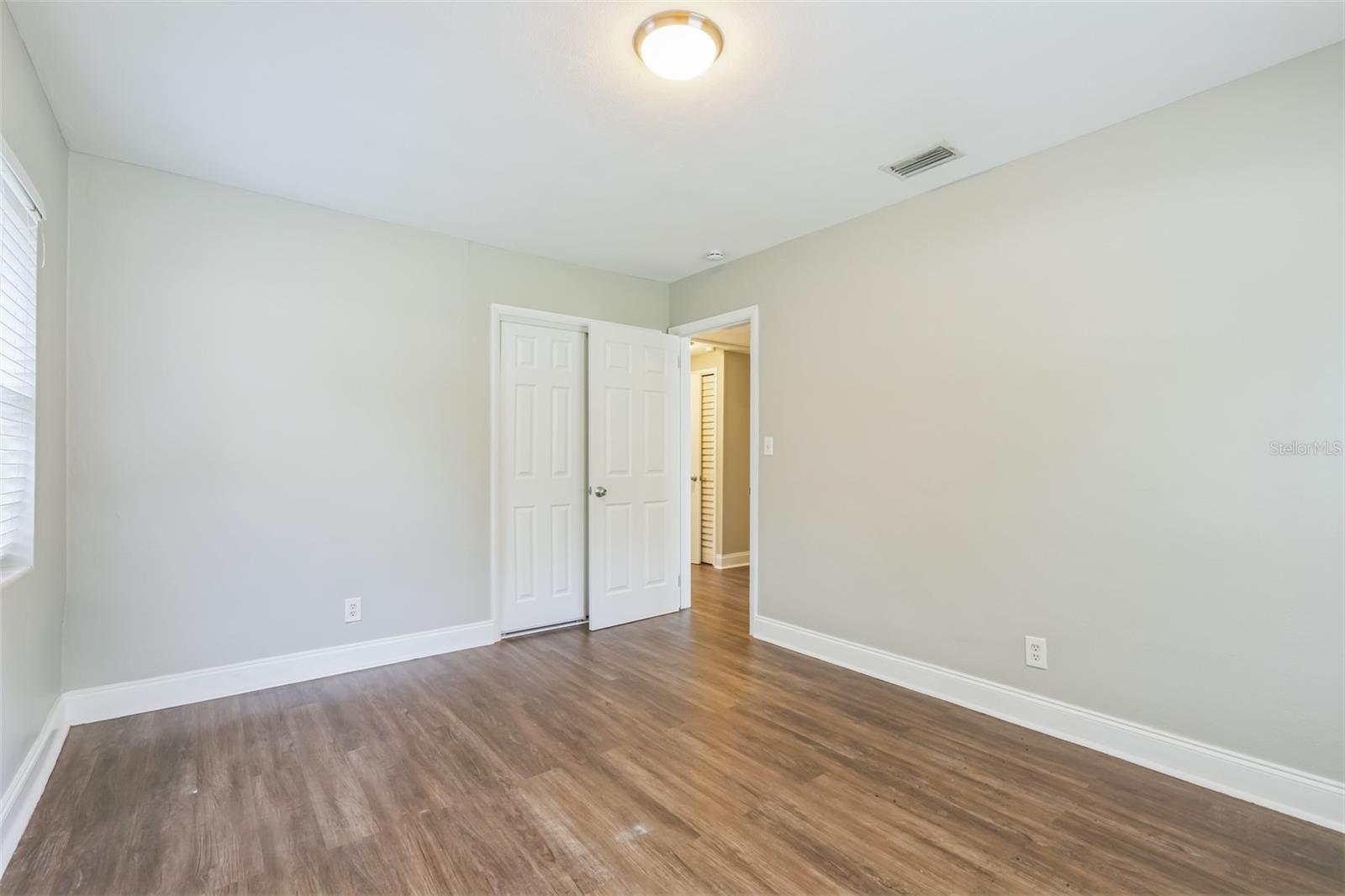 Image 5 of 31 For 10404 Antioch Road