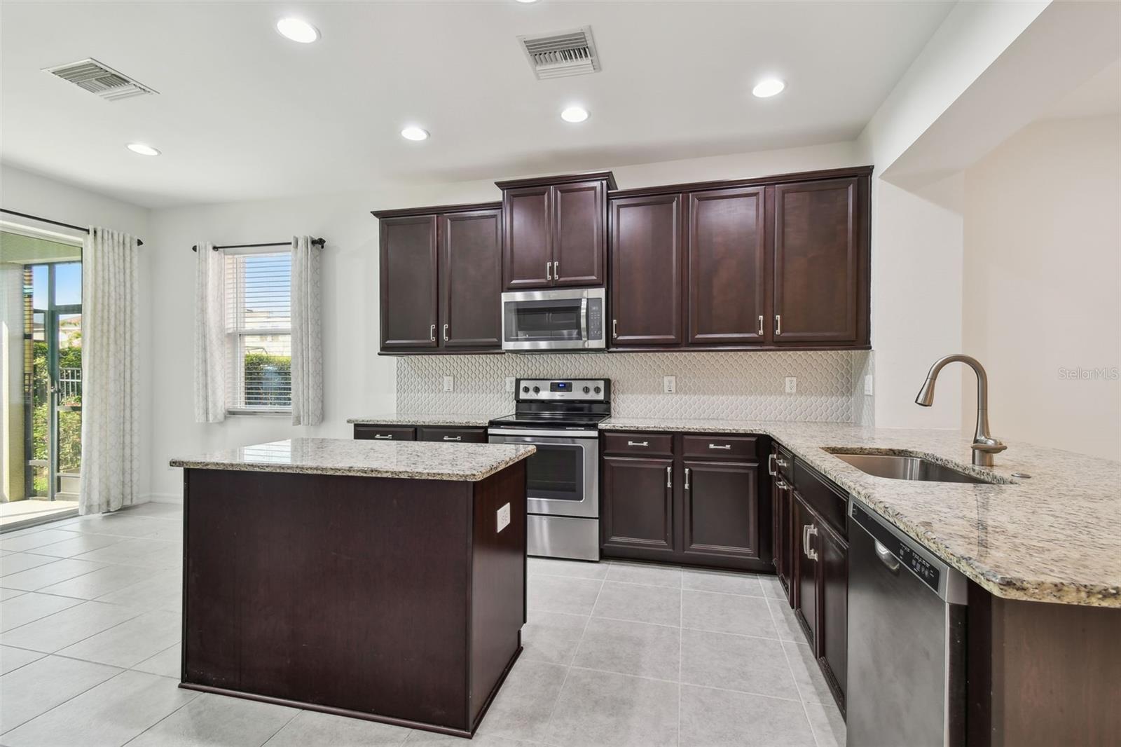 Image 4 of 92 For 17596 Terrazzo Way