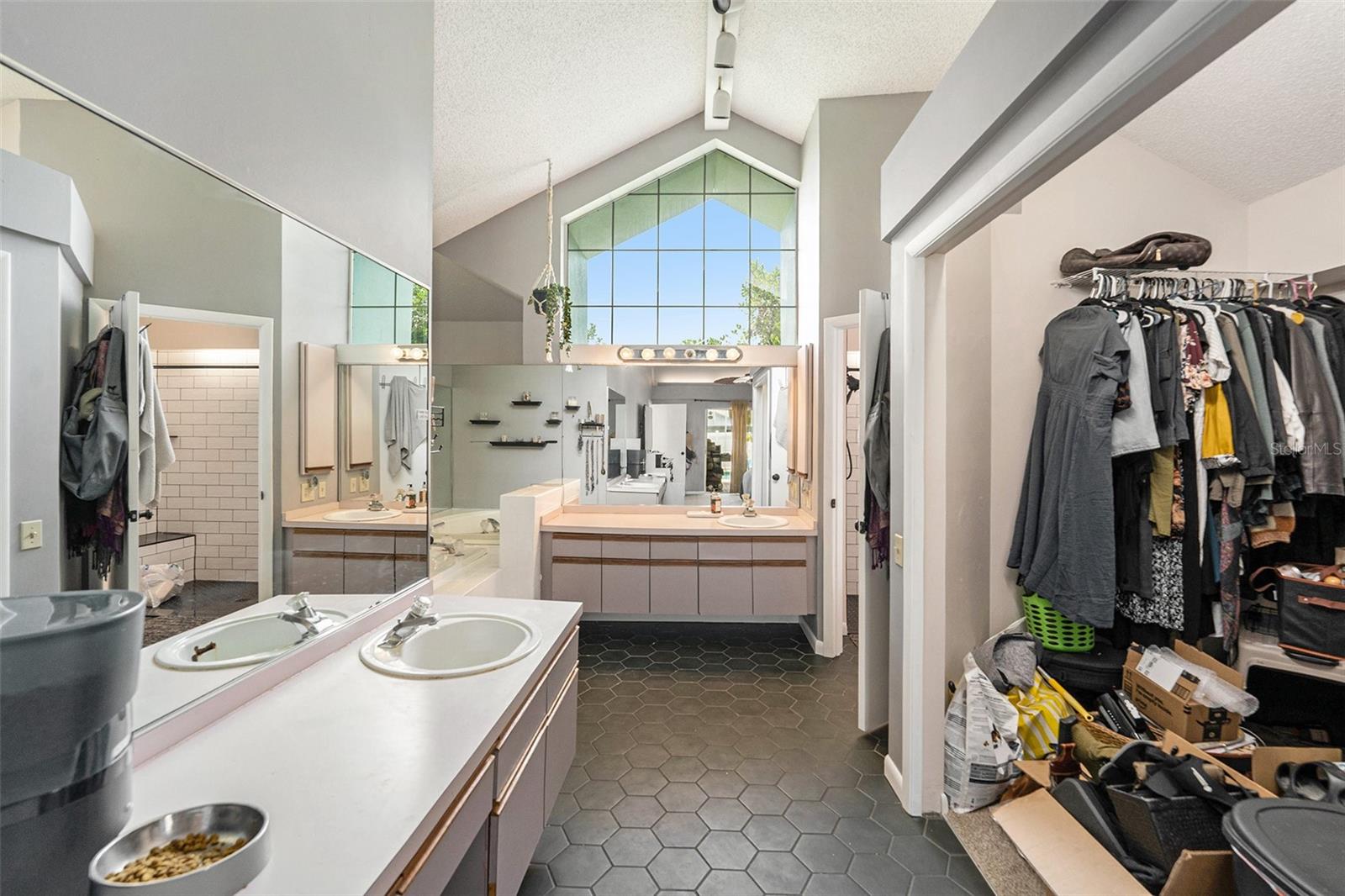 Image 13 of 26 For 1763 Pebble Hill Court