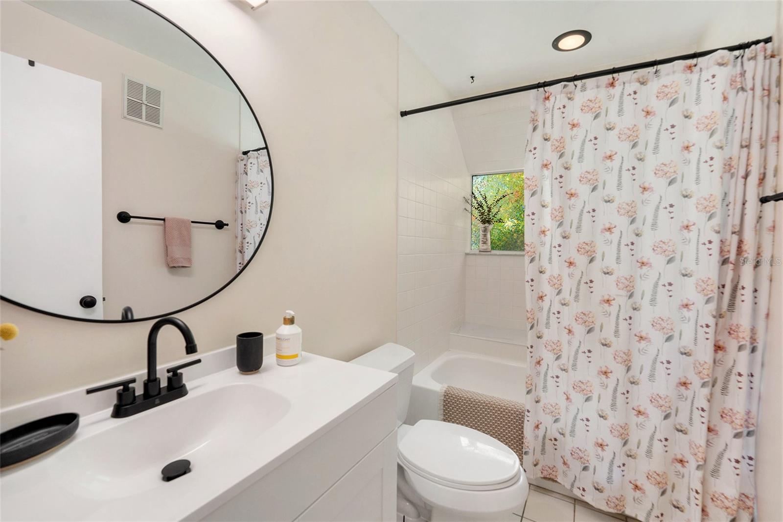 Image 17 of 26 For 1763 Pebble Hill Court