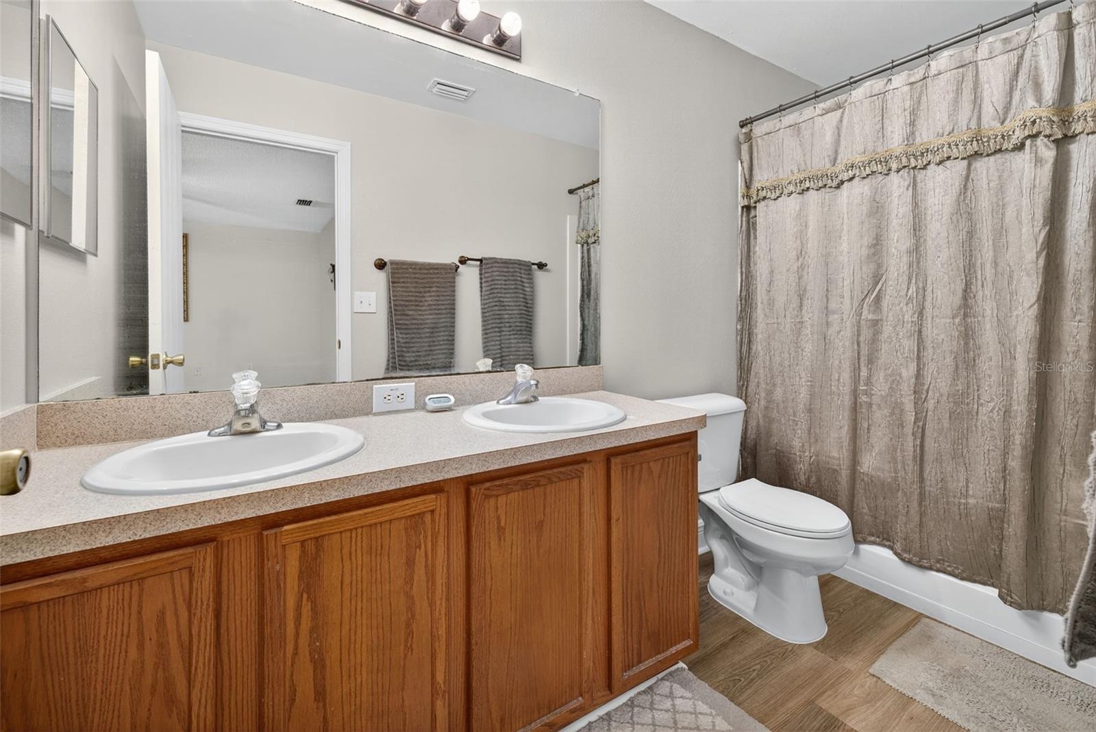 Image 12 of 22 For 14003 Jacobson Drive