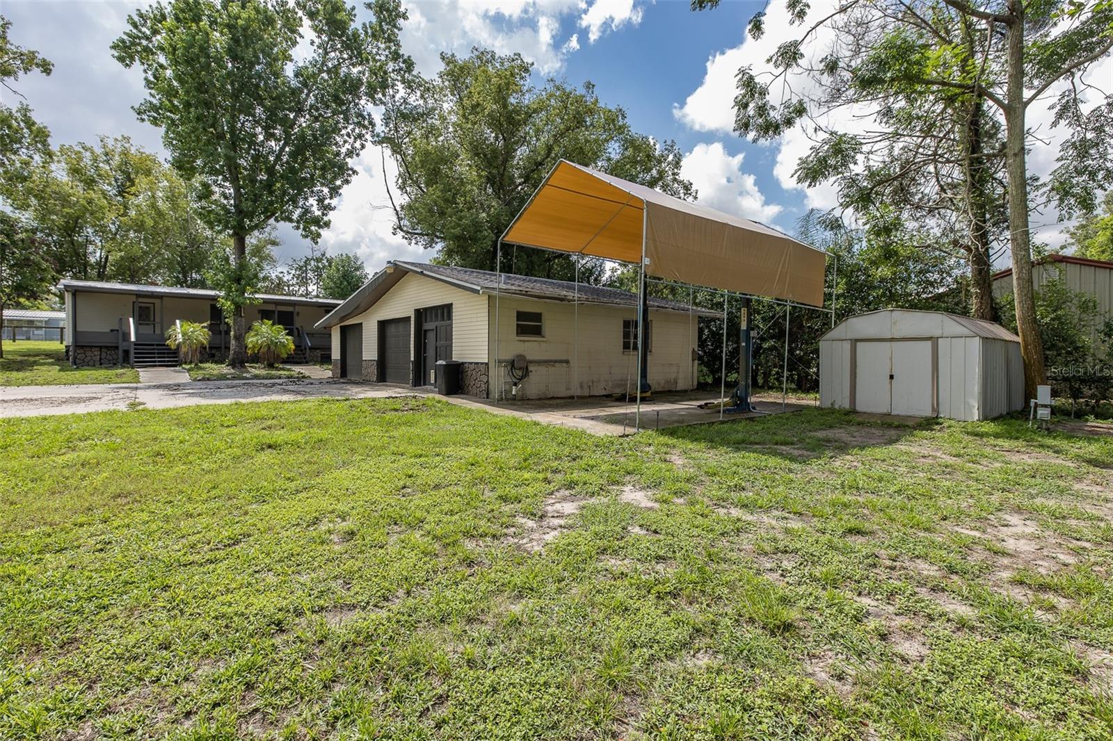 Image 10 of 40 For 12823 Litewood Drive